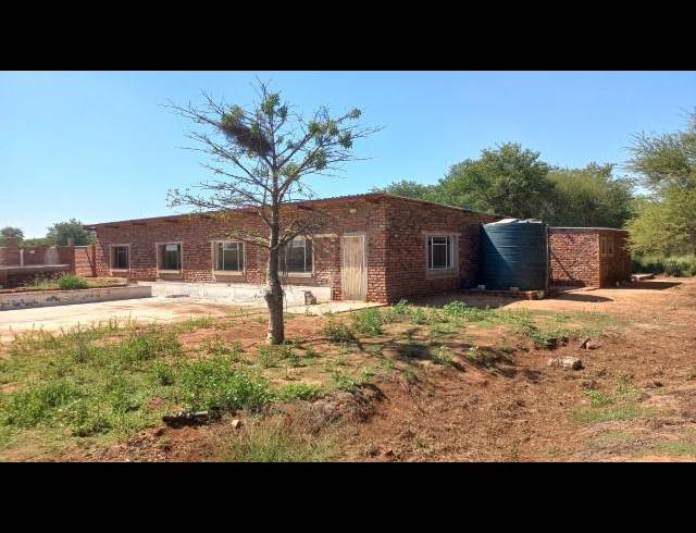 FARM FOR SALE IN MOPANE
